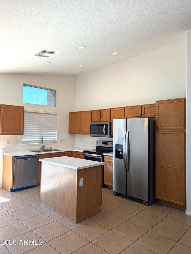 Building Photo - 2471 E Derringer Way