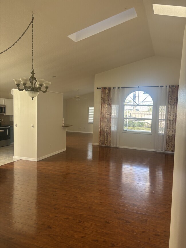 Building Photo - 12816 Maribou Cir