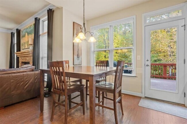 Building Photo - 821 Tramore Ct