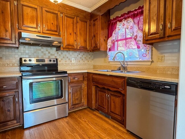 Building Photo - 4308 Boxwood Dr