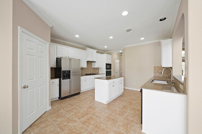 Building Photo - 16007 Berkshire Manor Ln