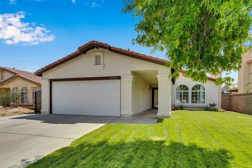 Building Photo - 43916 Silver Bow Rd