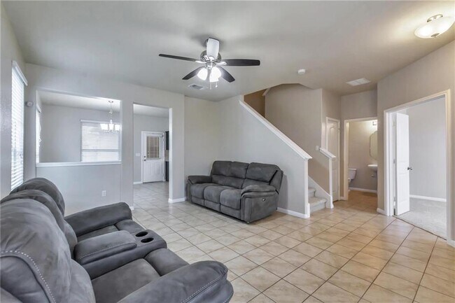 Building Photo - 1408 Blake St