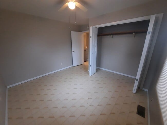 Building Photo - Two Bedroom, One Bathroom Home with fenced yard and shed