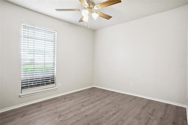Building Photo - 417 Asbury Dr
