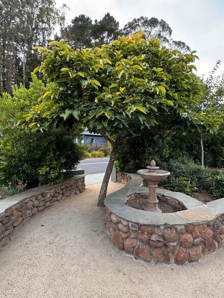 Building Photo - 292 Bell Ln