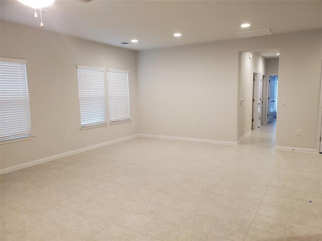 Building Photo - 6404 Gunflint Dr
