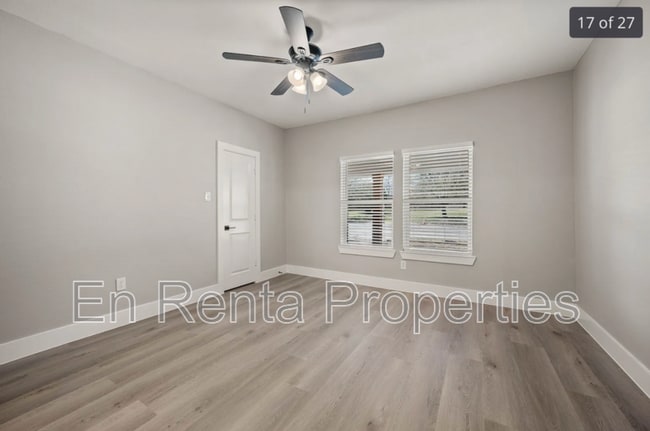 Building Photo - 3329 Hemphill St