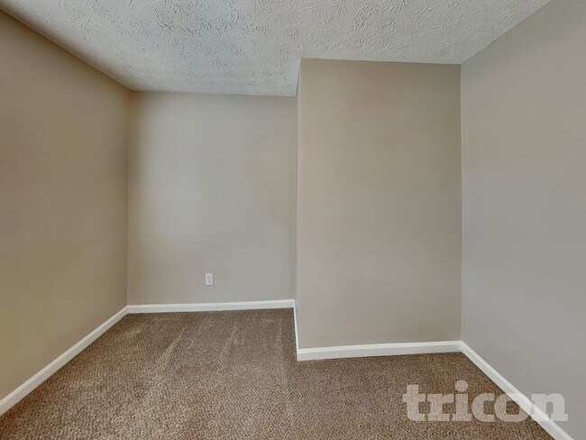 Building Photo - 3721 Cherokee Overlook Dr