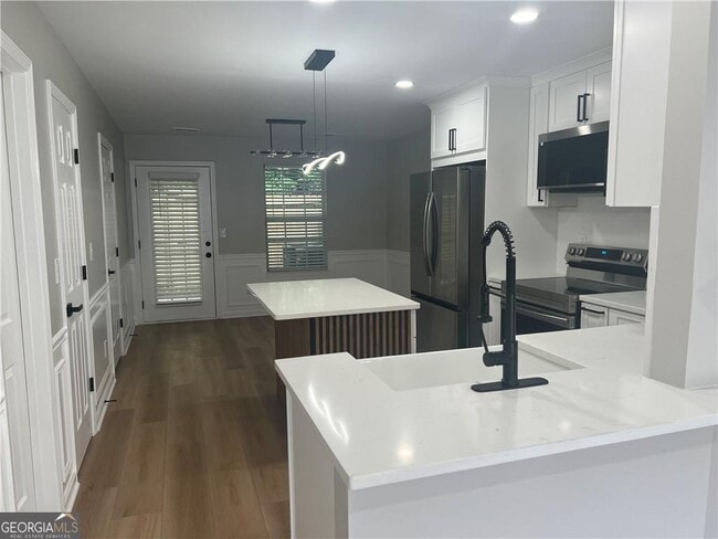 Building Photo - 2896 Vining Ridge Terrace