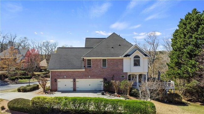 Building Photo - 5685 Lake Manor Trce