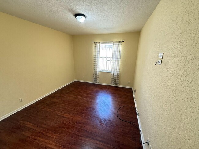 Building Photo - 5074 Massy Dr