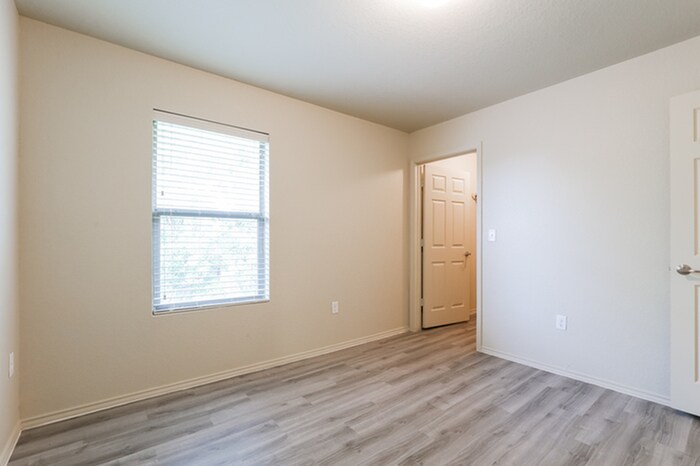 Building Photo - 6306 Heathers Bend