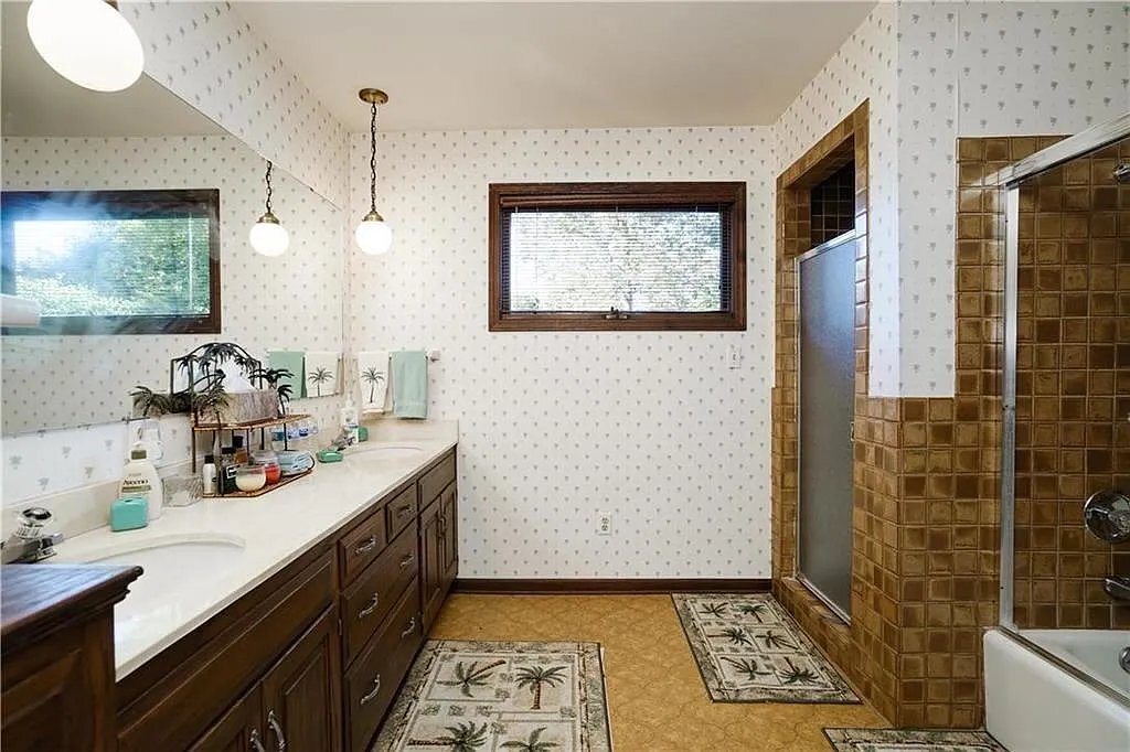 Building Photo - 3160 W 247th St