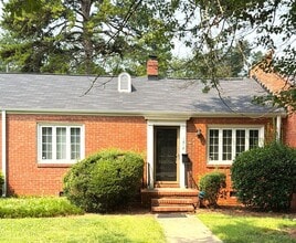 Building Photo - 1818 Jameston Dr