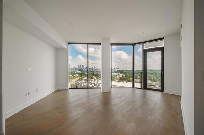 Building Photo - 788 West Marietta St NW