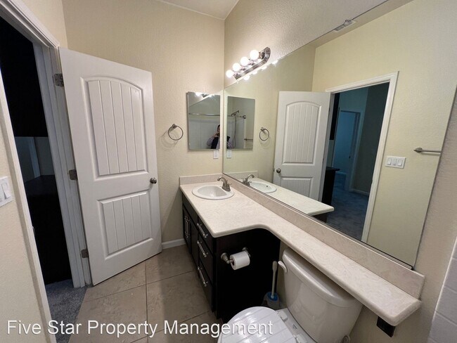 Building Photo - 4 br, 2 bath House - 1484 Rock Springs Ave