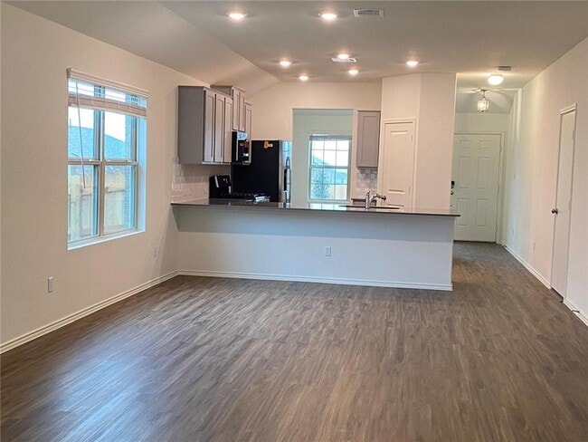 Building Photo - 6417 Turin Ln