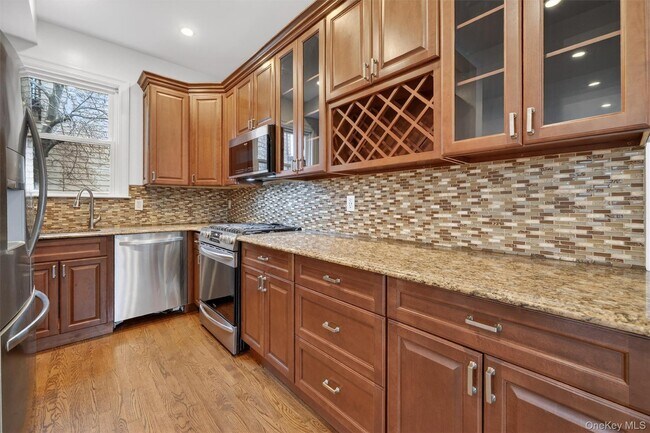 Building Photo - 92 Kimball Ave