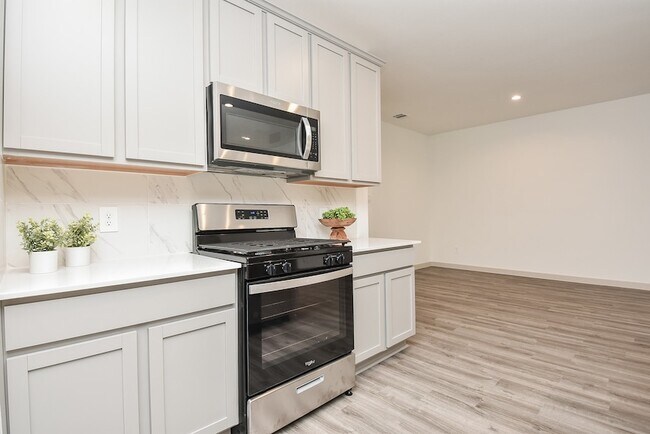 Building Photo - 7827 Sleek Flock Ln