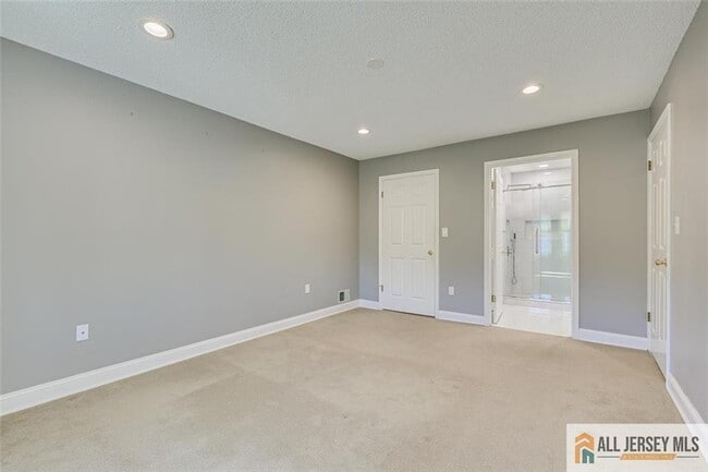 Building Photo - 268 Kempsey Dr