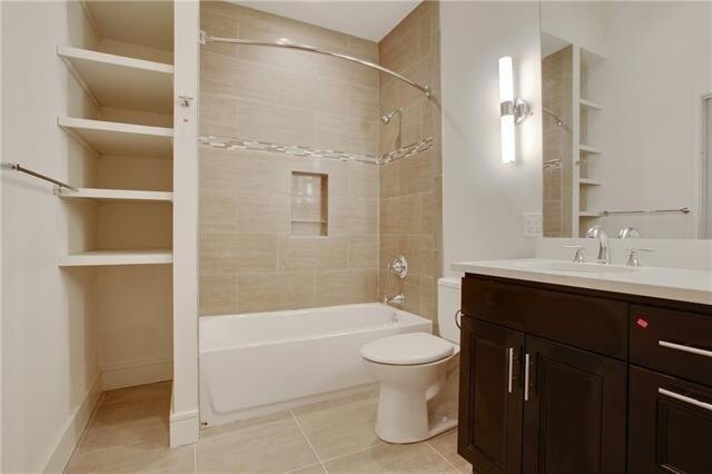 Building Photo - 833 Howard Ave