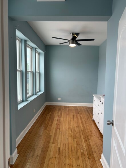 Building Photo - 4132 W 26th St