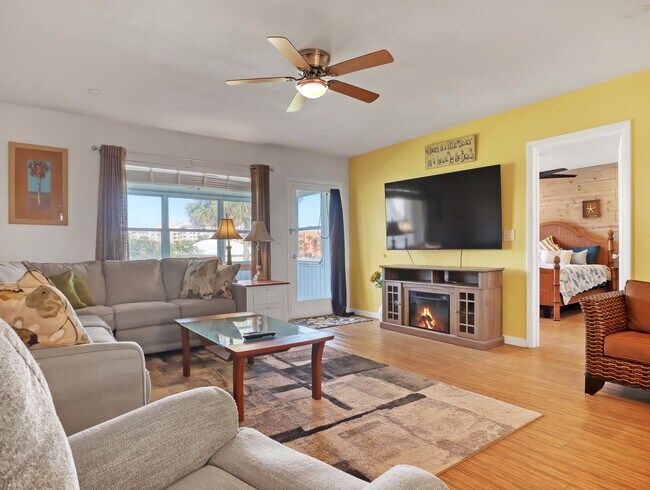 Building Photo - 2186 Jimmy Buffett Mem Hwy