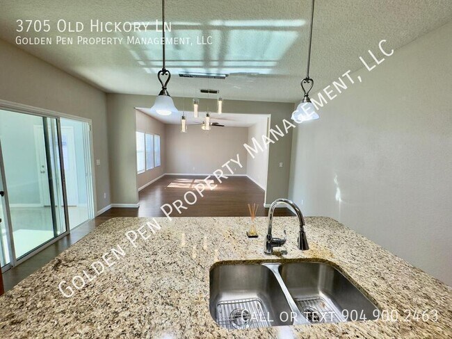 Building Photo - 3705 Old Hickory Ln