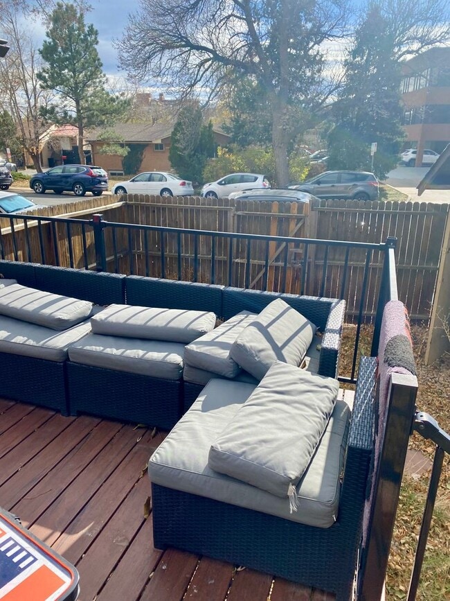 Building Photo - Available for 2026-2027 Fall Pre-Leasing! ...