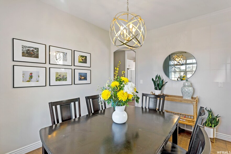 Building Photo - 1058 Aberdeen Cir