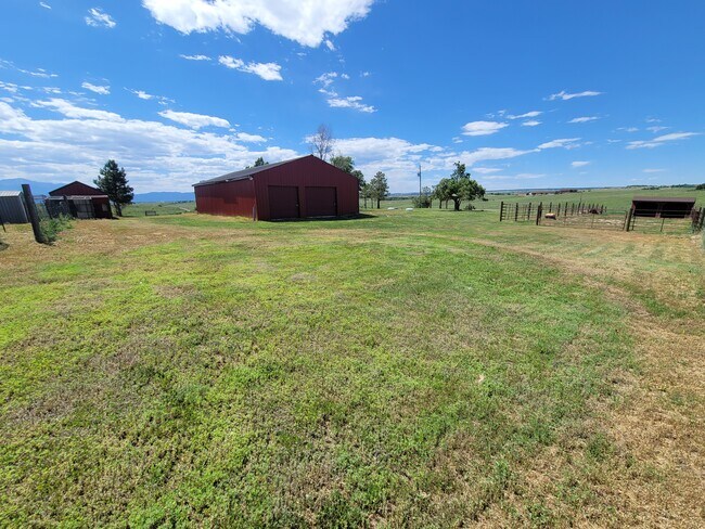 Building Photo - 11665 Blaney Rd S