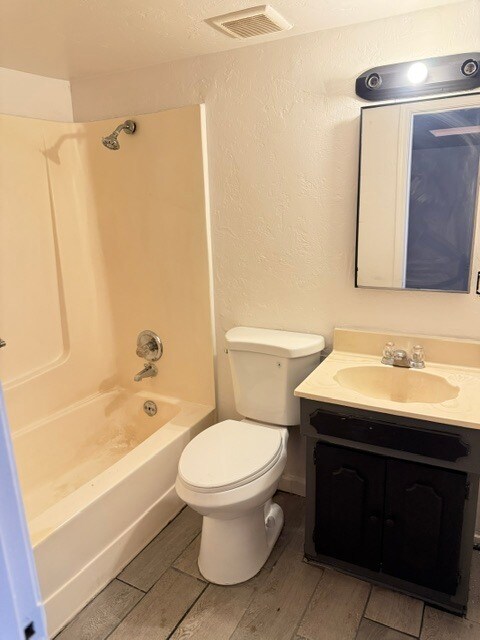 Building Photo - 1089 W Schafer Dr
