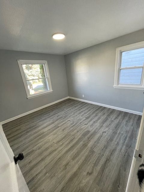 Building Photo - Renovated 2 bedroom home with large yard!