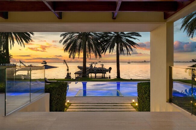 Building Photo - 360 Harbor Dr