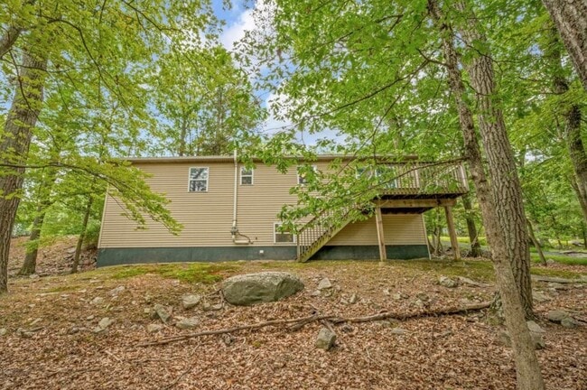 Building Photo - 314 Overlook Dr