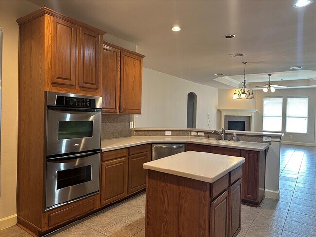 Building Photo - 811 Admiral Bay Ln