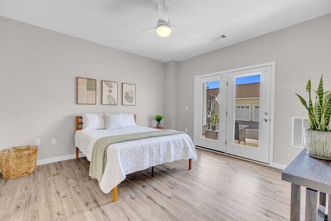 Building Photo - 104 Episcopal Rd