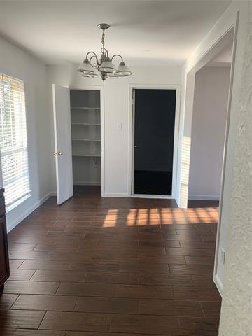 Building Photo - 7675 Woodshire Dr