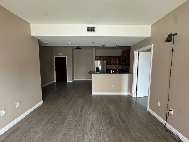 Building Photo - 13951 Sherman Way