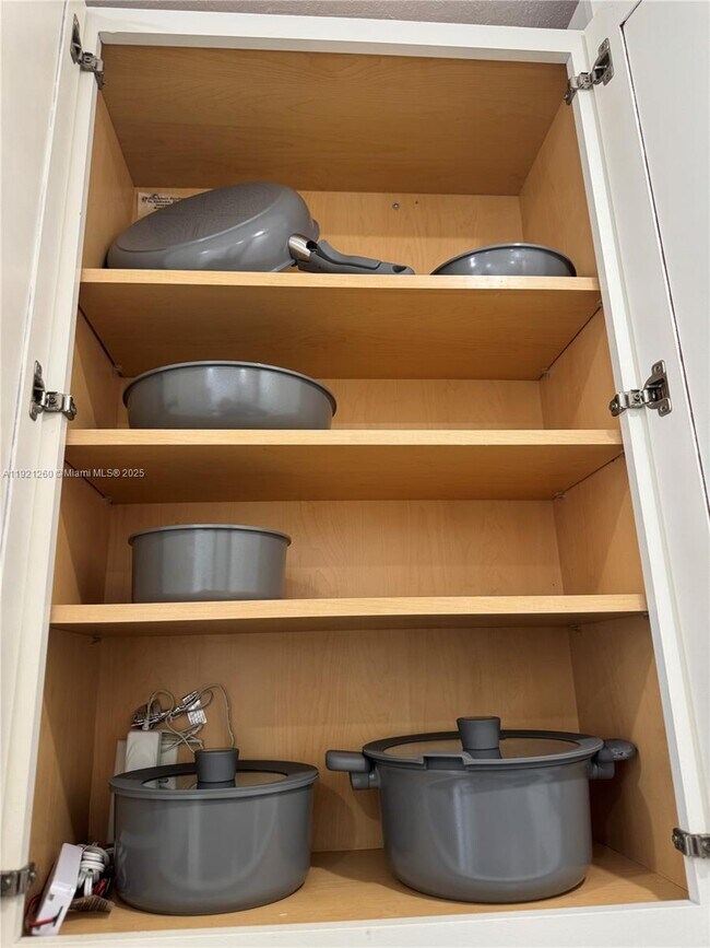 Building Photo - 536 14th St