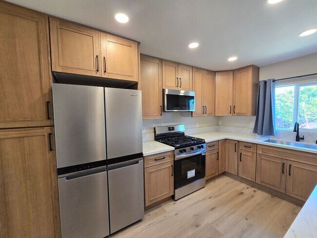 Building Photo - Charming Chula Vista Home with Spacious Yard in a Prime Location