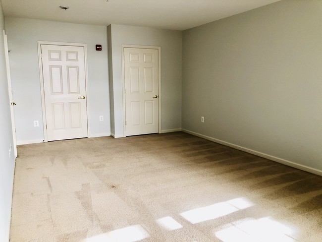 Master bedroom - 2729 Gallows Rd