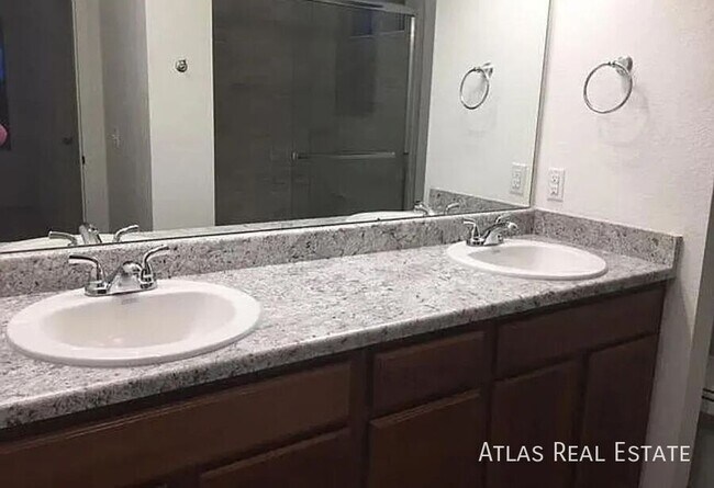 Building Photo - 18252 E 52nd Ave