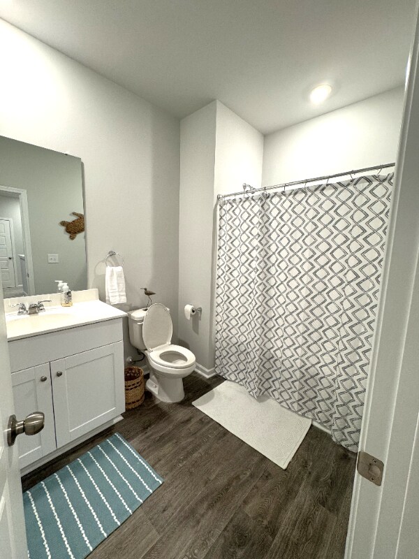 Building Photo - 145 Cypress Holw Dr