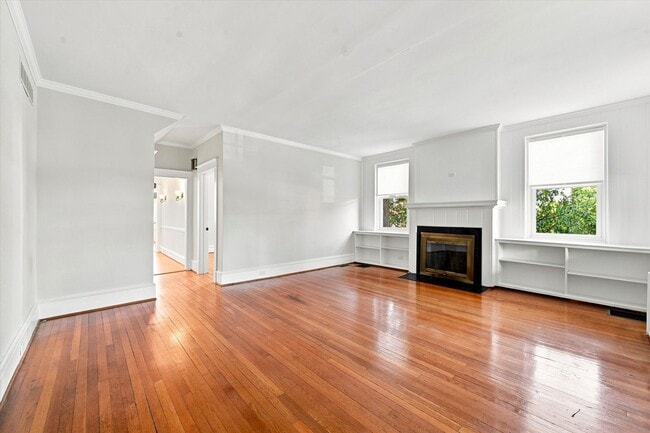 Building Photo - 1800 N Monroe St