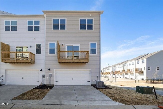 Building Photo - 738 Dorset Strm Dr