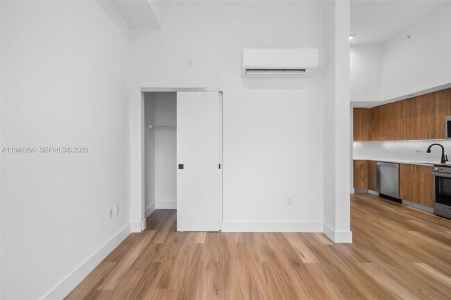 Building Photo - 650 SW 1st St