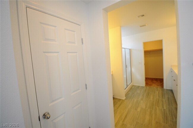 Building Photo - 5708 Wishing Coin Ct