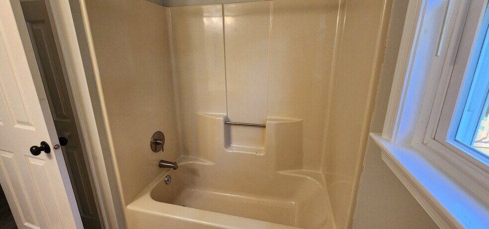 2nd bathroom with new hardware - 30 Edgewood Dr
